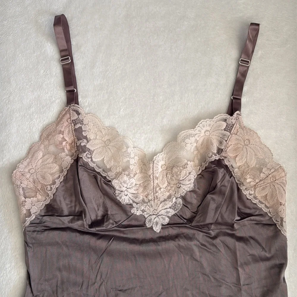 {VTG} Lorraine | 70s 80s Babydoll Scallop Floral Lace Trim Nylon Full Slip Dress - Picture 3 of 16